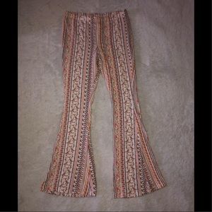 Girls’ Flower Print Bell Bottom Leggings 🌸